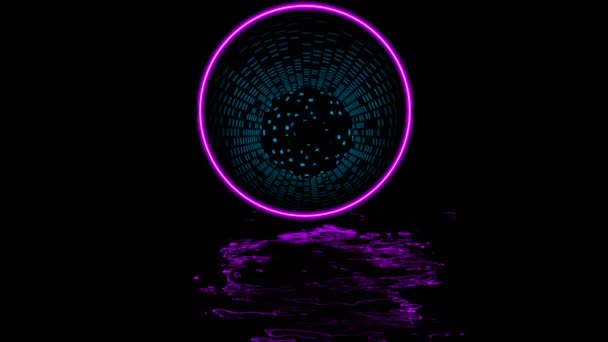 Portal w neonowym pierścieniu nad wodą. Projektowanie. Piękny błyszczący portal w świecącym kole na czarnym tle. Odbicie okrągłego portalu w ciemnej wodzie — Wideo stockowe