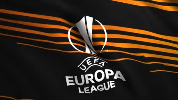 Primo piano della bandiera UEFA Europa League UEL. Mozione. Emblema di una squadra di calcio, tessuto increspato, anello senza cuciture. Solo per uso editoriale. — Video Stock