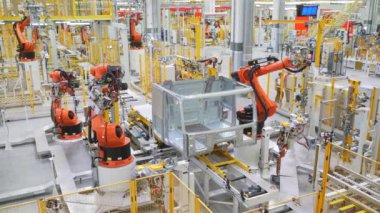 Moskova, Rusya, 05.11.2022 otomobil modern fabrikası, otomobil üretimi. Sahne. Robotlar iş başında, otomatikleştirilmiş üretim hattında üretim süreci.