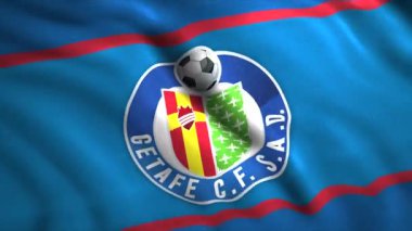 İspanyol futbol kulübünün bayrakları. Hareket. Üzerinde futbol kulübü logosu olan 3D bayrak sallıyor. İspanyol futbol kulübü Getafe 'nin amblemi bayrakta