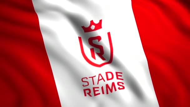 Bandera blanca y roja.Moción.El emblema del club de fútbol francés Reims.Use solo para editorial. — Vídeo de stock