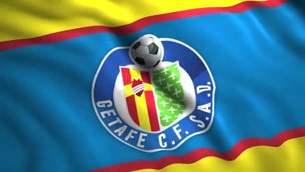 Flaga klubu piłkarskiego FC Getafe. - Wniosek. Zbliżenie falistej flagi hiszpańskiego klubu piłkarskiego. Wyłącznie do użytku redakcyjnego. — Wideo stockowe