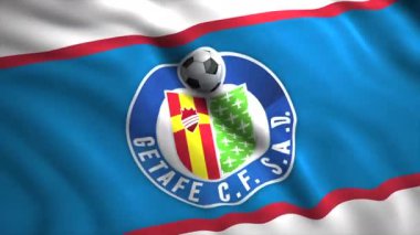 İspanyol futbol kulübünün bayrakları. Hareket. Üzerinde futbol kulübü logosu olan 3D bayrak sallıyor. İspanyol futbol kulübü Getafe 'nin amblemi bayrakta. 