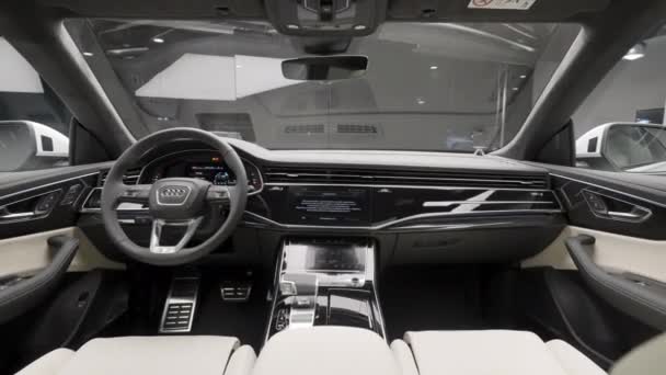 Berlim Alemanha Maio 2022 Audi New Passenger Car Interior Acção — Vídeo de Stock