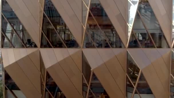 Vista Superior Elegante Edifício Escritórios Imagens Stock Belas Janelas Altas — Vídeo de Stock