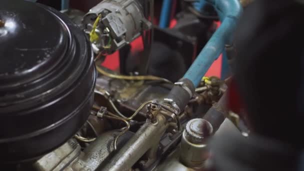 Rotating Pistons Mechanism Clip Car Spinning Motor Working Mechanism Machine — Stock Video