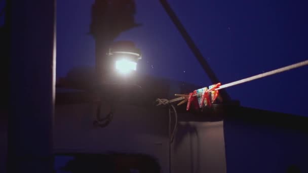 Feux Bateau Clip Des Lumières Vives Illuminent Une Partie Bateau — Video