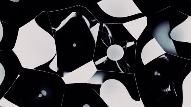 摘要万花筒运动形状 黑色和白色的玻璃碎片 有移动的污迹反射 — 图库视频影像