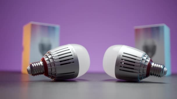 Madrid Espagne 2022 Petites Ampoules Aputure Fond Lumineux Violet Avec — Video