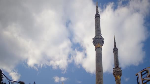 Turki Istanbul Oktober 2021 Tampilan Bawah Menara Masjid Istanbul Mulai — Stok Video