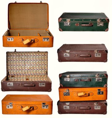 Kullanışlı şeyler taşımak için kullanılan eski bavullar. Seyahat ederken kullanılan aksesuarlar. İzole edilmiş arkaplan. 