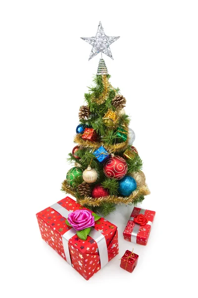 Julgran & gåva lådor-4 — Stockfoto
