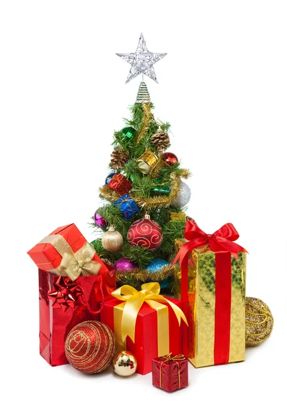 Рождественская елка и подарочные коробки-24 — стоковое фото