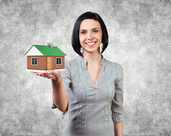 Girl with a house — Stock Photo, Image
