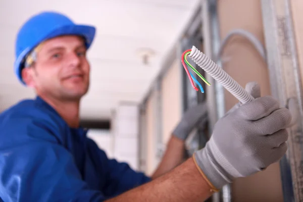 Operador de línea de cable — Foto de Stock