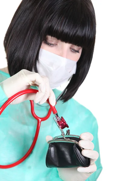 Enfermeira usando estetoscópio na bolsa — Fotografia de Stock