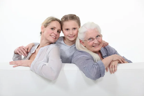 Tres generaciones de mujeres . — Foto de Stock