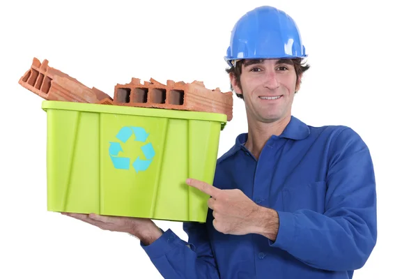 A manual worker promoting recycling. — Stock Photo, Image