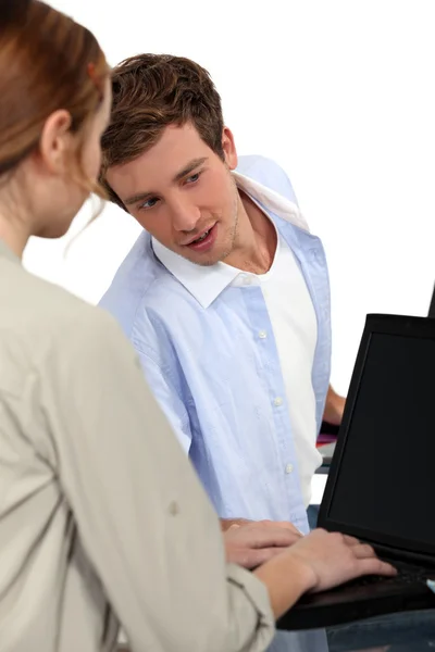 Students using laptop — Stock Photo, Image