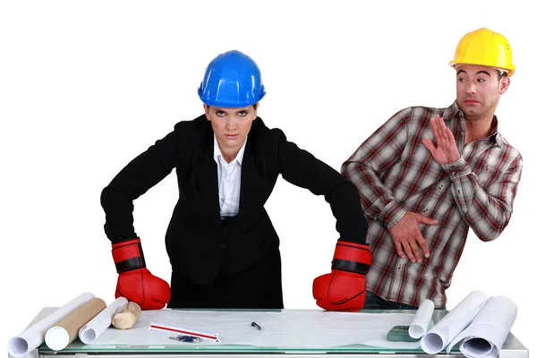 Fight between architect and builder — Stock Photo, Image