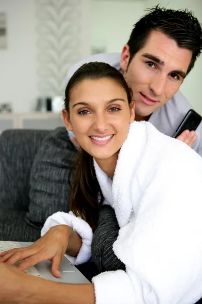 Couple on a Sunday morning — Stock Photo, Image