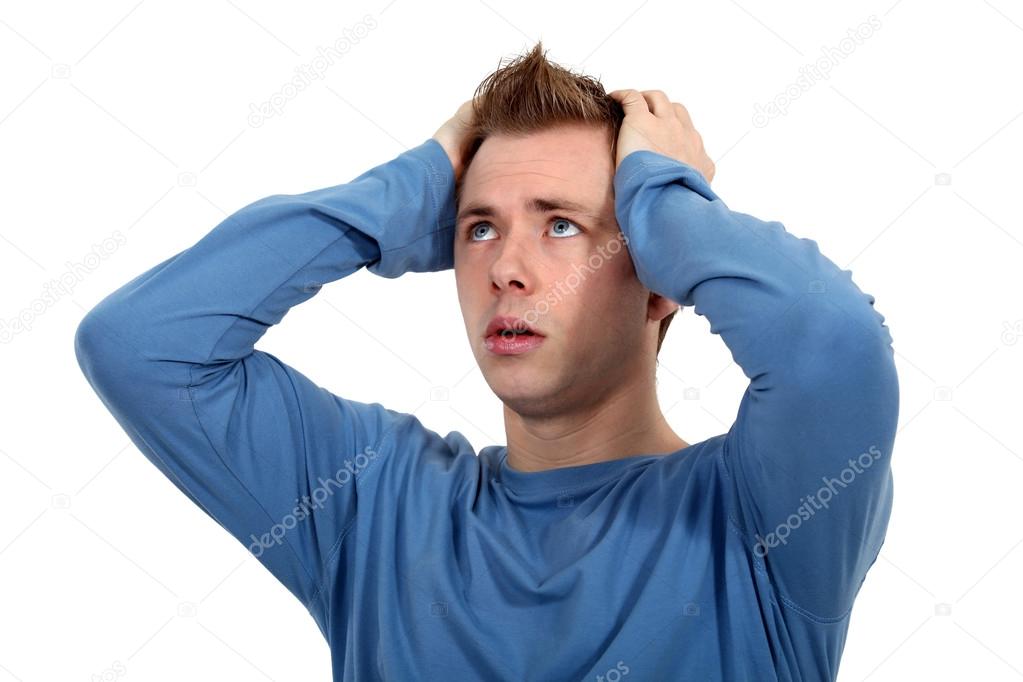 Быстро стою голова. Стоять на голове. Схватился за голову. Быстро стою голова. Злой мужик.