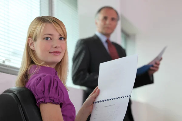 Secretary processing paperwork — Stock Photo, Image