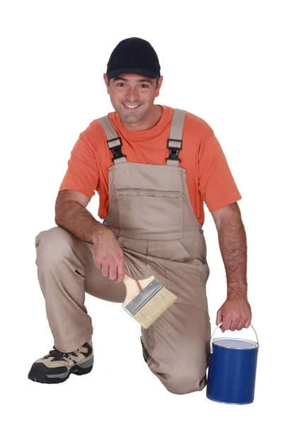 Retrato de um pintor sorridente — Fotografia de Stock