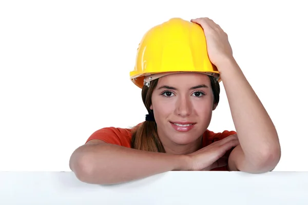 Um retrato de uma trabalhadora de construção feminina . — Fotografia de Stock