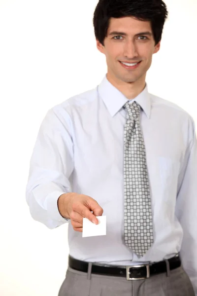 Empresário dando seu cartão — Fotografia de Stock