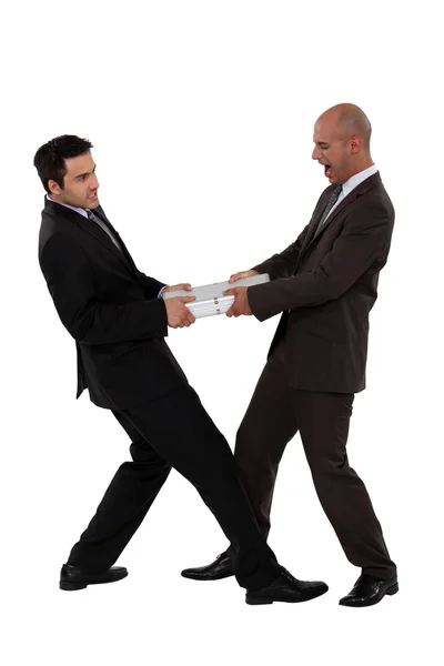 Empresarios discutiendo, filmado en el estudio — Foto de Stock