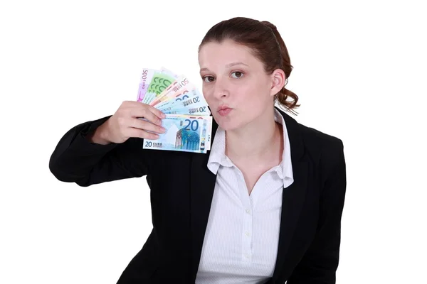 Mujer sosteniendo entradas — Foto de Stock