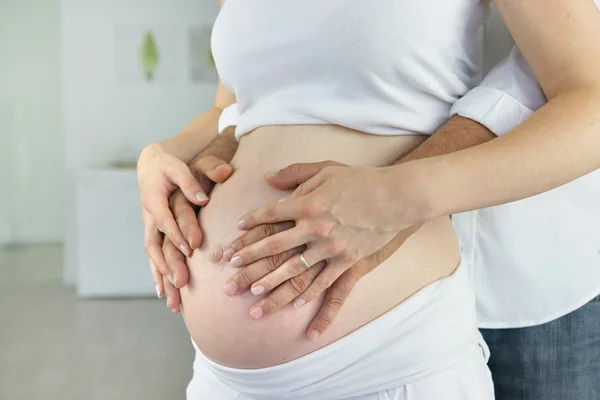 Paar ondervindt een baby — Stockfoto