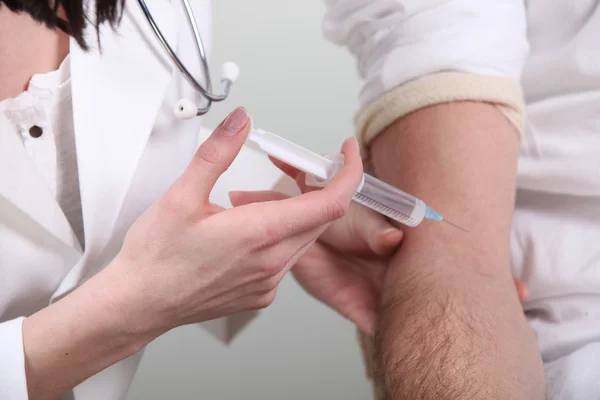 Médico dando a seu paciente uma chance — Fotografia de Stock