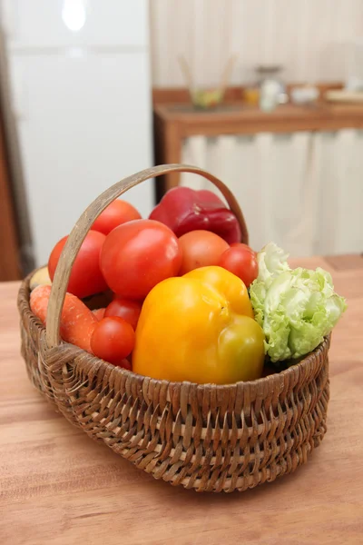 Vegetable basket — Stock Photo, Image