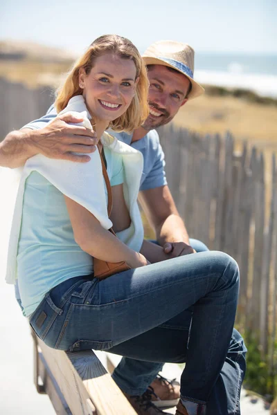 Amanti Sul Mare Vacanza — Foto Stock