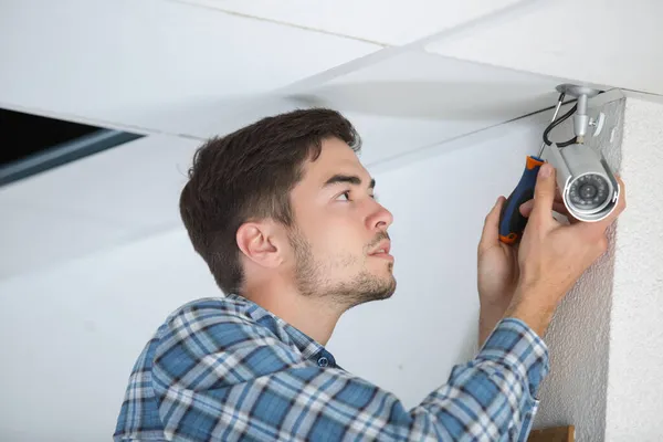 Professional Cctv Technician Working — Stock Photo, Image