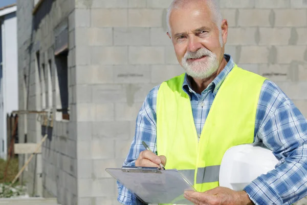 Gerente Construção Escrevendo Relatório Canteiro Obras — Fotografia de Stock