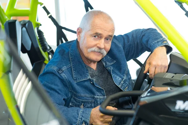 Senior Harbor Forklift Driver — Stock Photo, Image