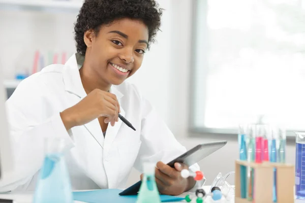 Young Female Scientist Holding Tablet — Stock Photo, Image