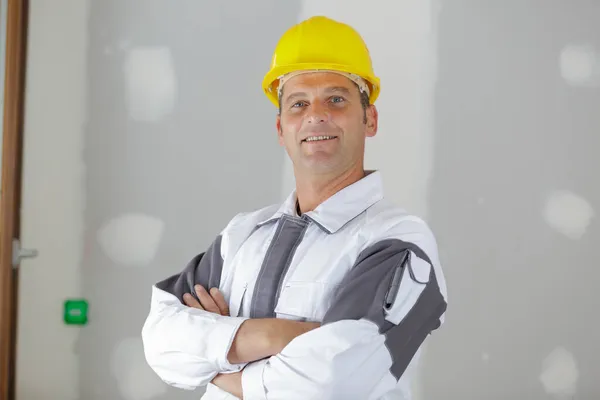Hombre Constructor Mirando Cámara —  Fotos de Stock