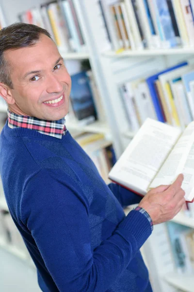 Male Reader Holding Book — Fotografia de Stock