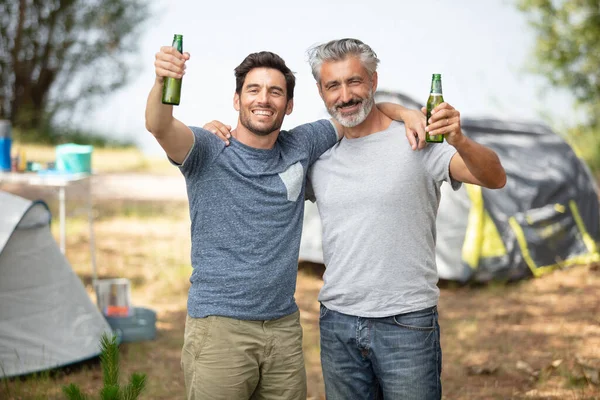 Two Man Enjoying Camping Holiday Countryside — Stockfoto