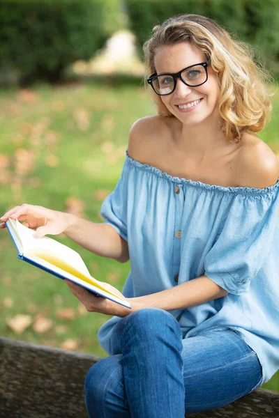 Young Beautiful Girl Holding Open Book — 스톡 사진