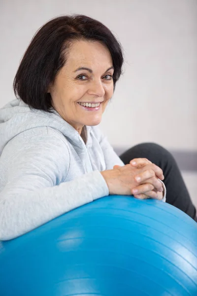 Happy Active Mature Woman Doing Exercises Fitness Ball — Stockfoto
