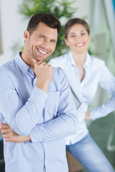 Feliz Pareja Negocios Casa Oficina — Foto de Stock