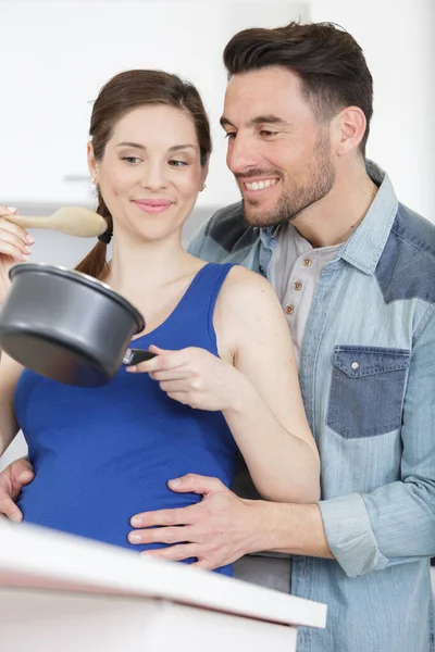 Portrait Cheerful Young Couple Cooking Together — Stock Photo, Image