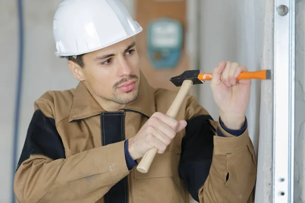 Constructon Trabajador Usando Martillo Cincel — Foto de Stock