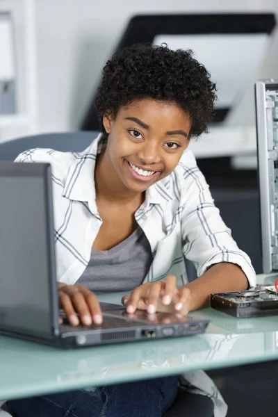 Girl Studying Home — Stock Photo, Image