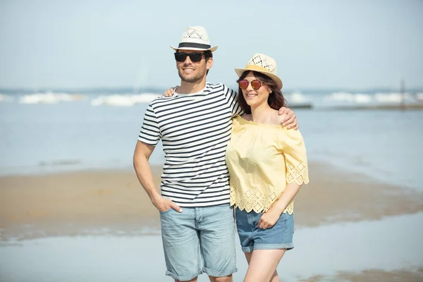 Happy Couple Sea Background — Stock Photo, Image